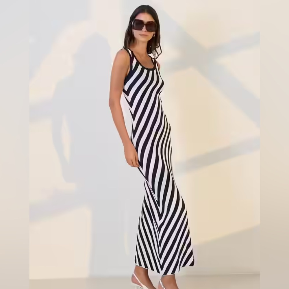 Classy sun dress by Emma’s Closet
